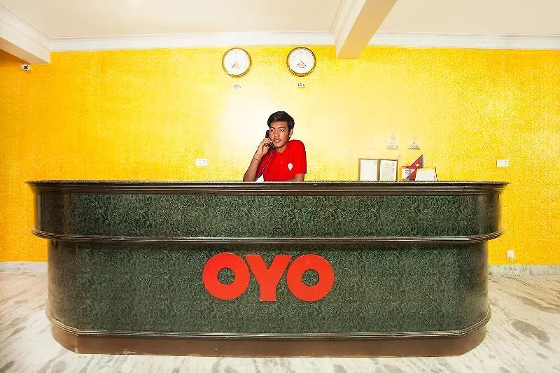 Oyo 381 Hotel Pashupati Plaza 카트만두