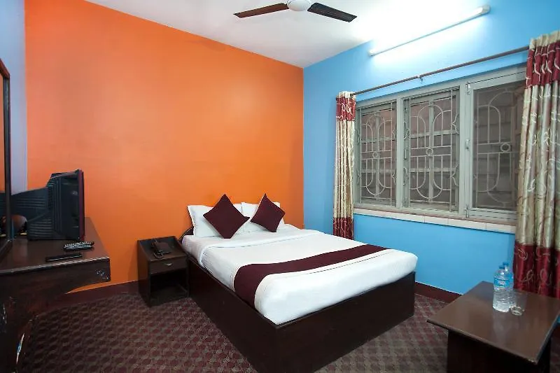 Oyo 381 Hotel Pashupati Plaza 카트만두